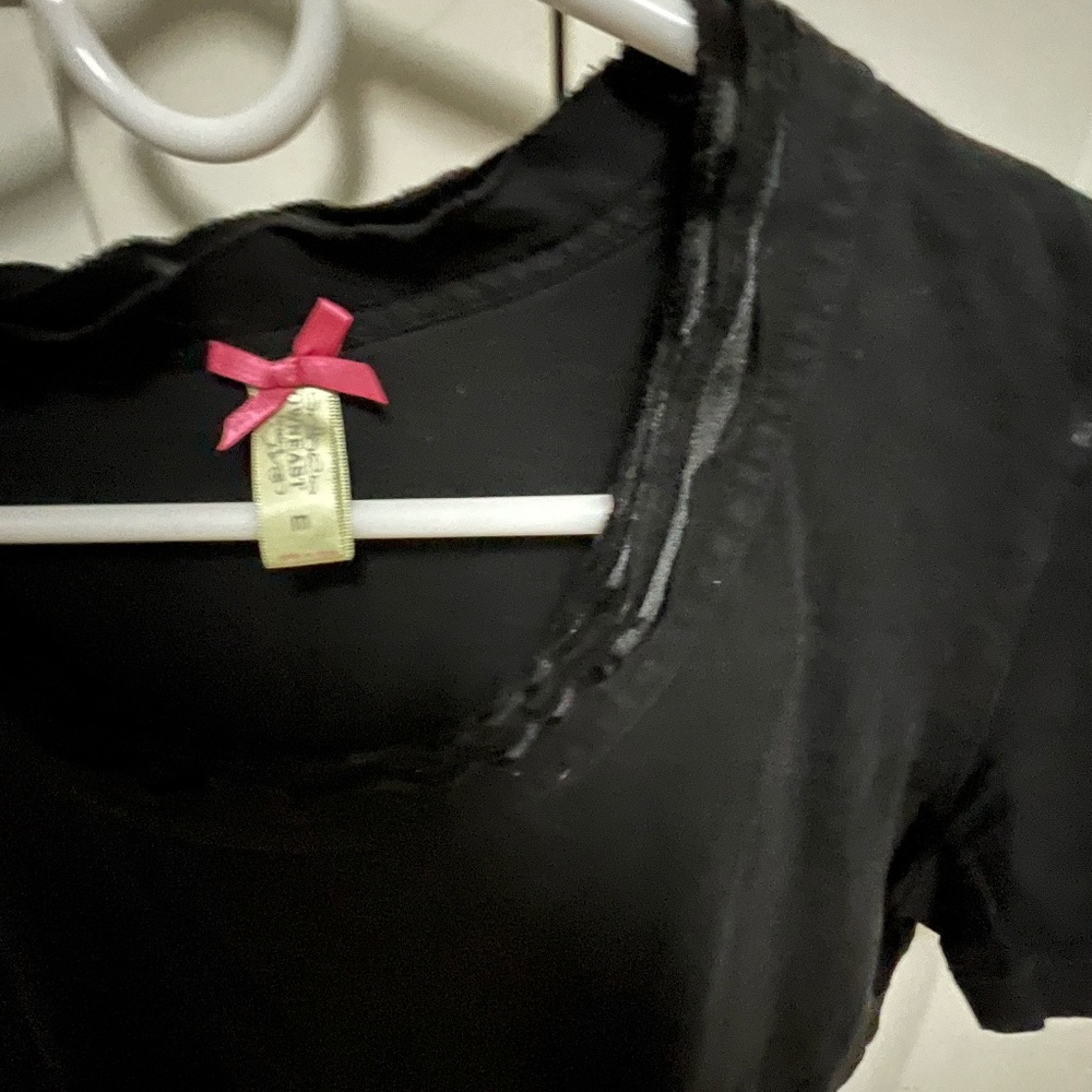 Downeast Basics Medium Black T shirt